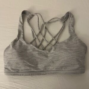 lululemon free to be wild sports bra size 6